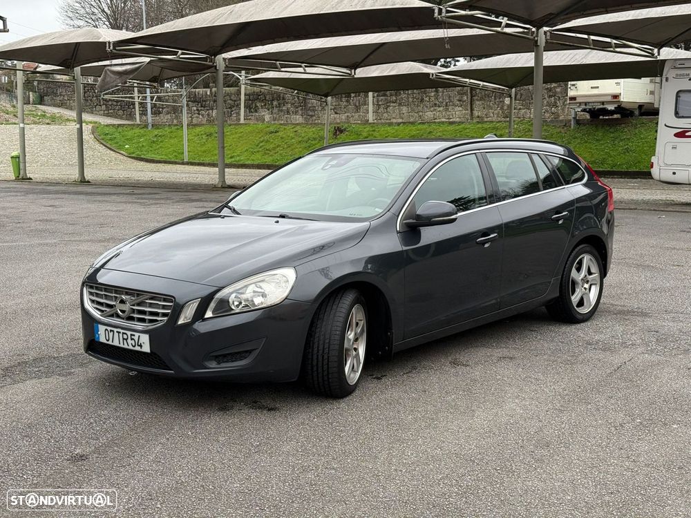 Volvo V60 1.6 D2 Drive Momentum Start/Stop - 3