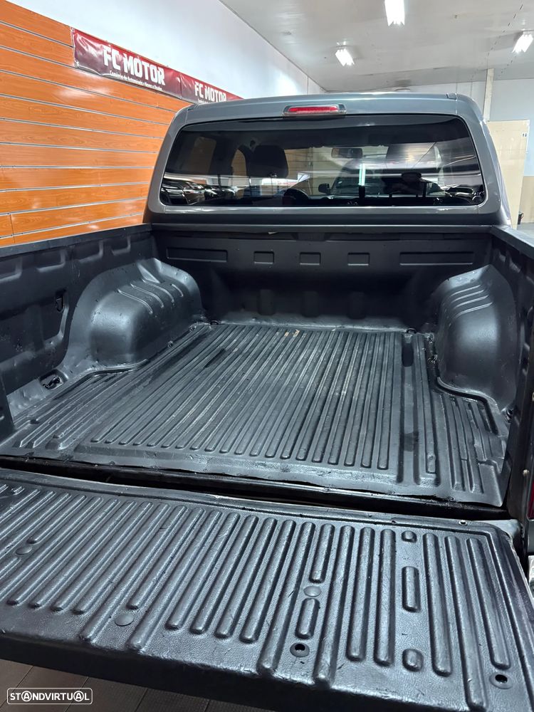 VW Amarok 2.0 TDi CD High.CM 4Motion - 21