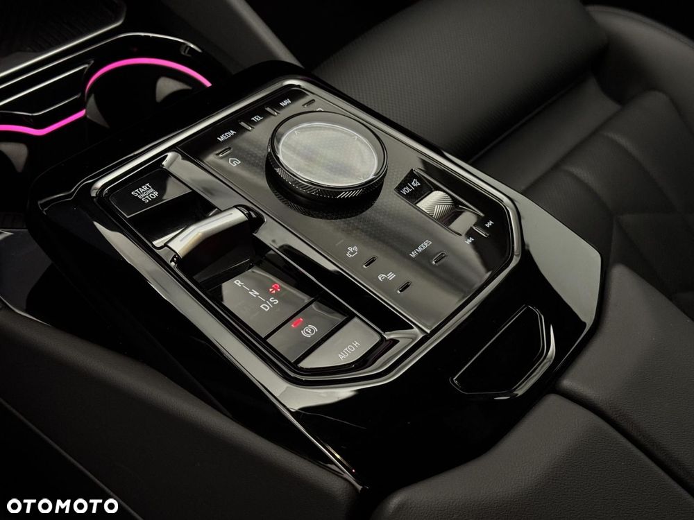 BMW Seria 5 - 21