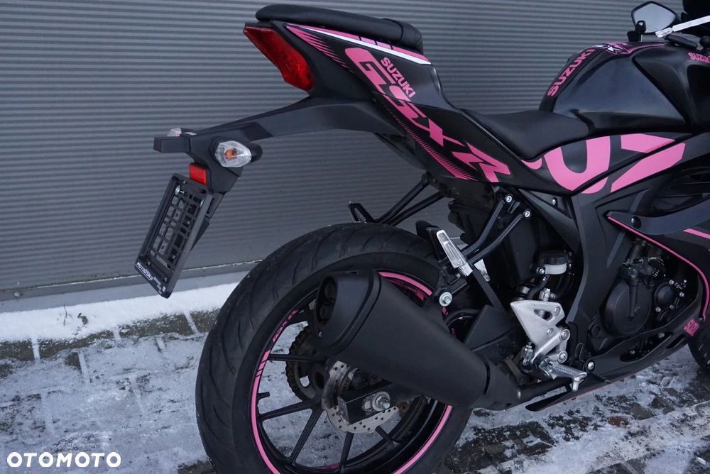 Suzuki GSX-R - 4