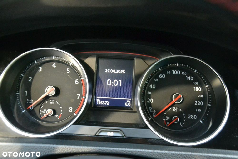 Volkswagen Golf - 19