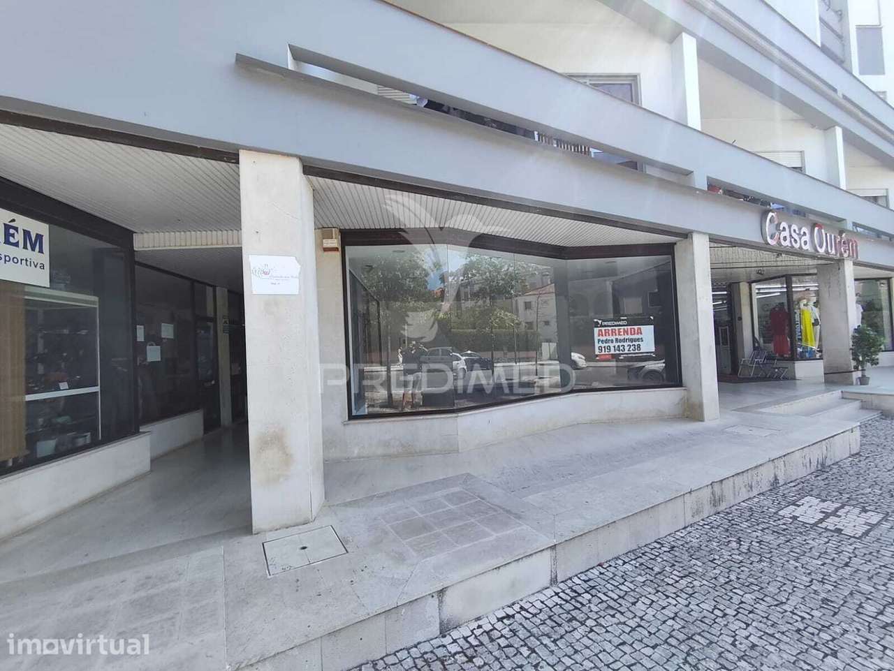Loja com frente para avenida d. Nuno Alvares Pereira - Grande imagem: 3/5