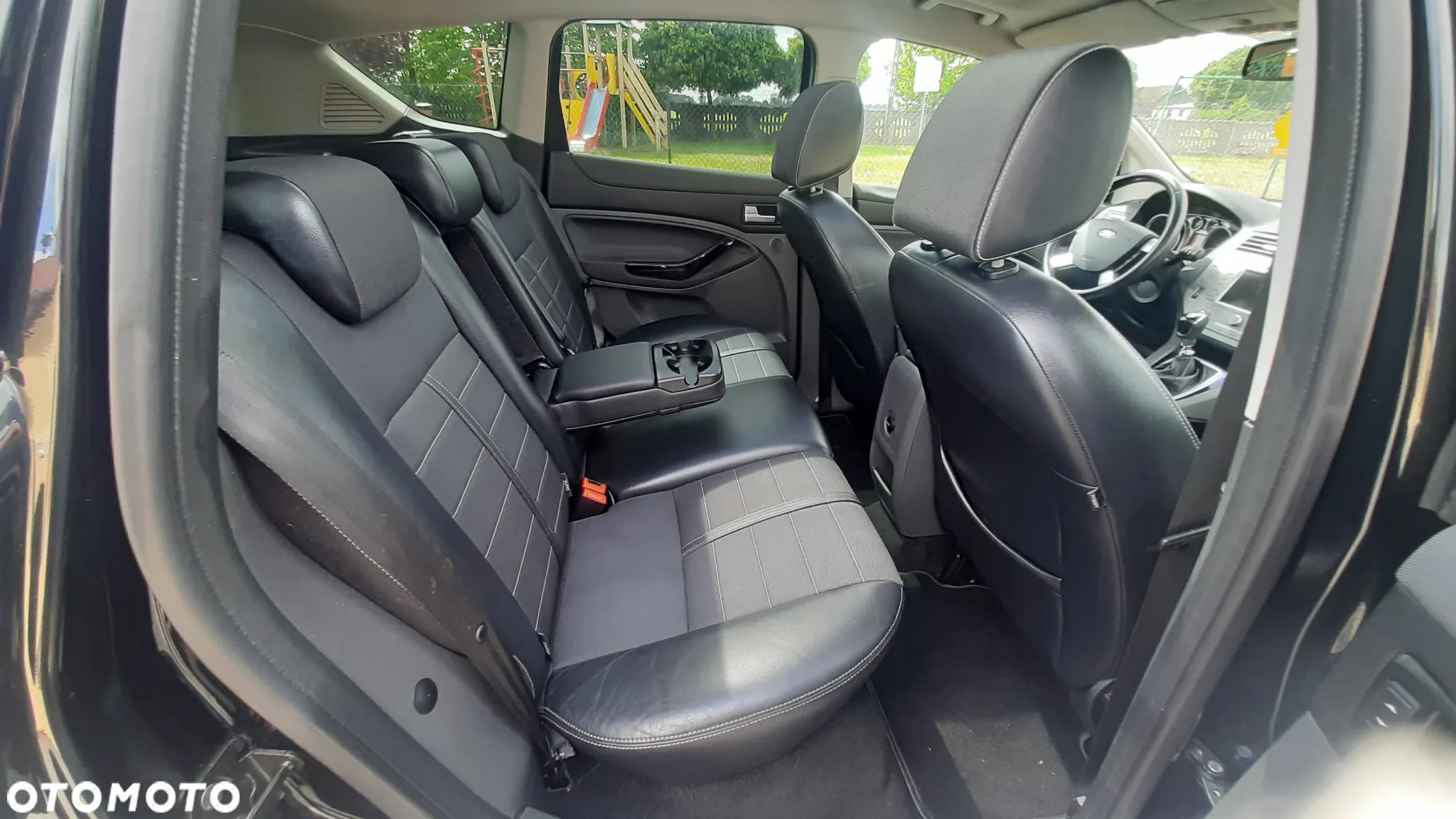 Ford Kuga 2.0 TDCi 4WD Titanium - 32