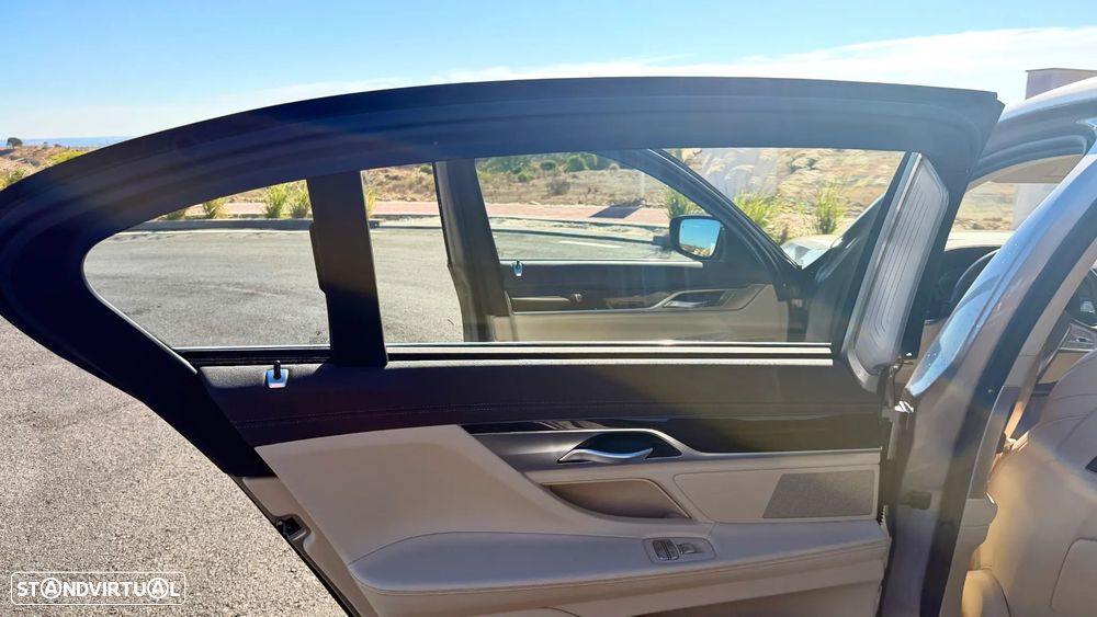BMW 730 - 33
