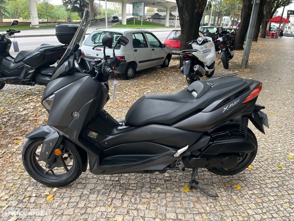 Yamaha X-Max - 1