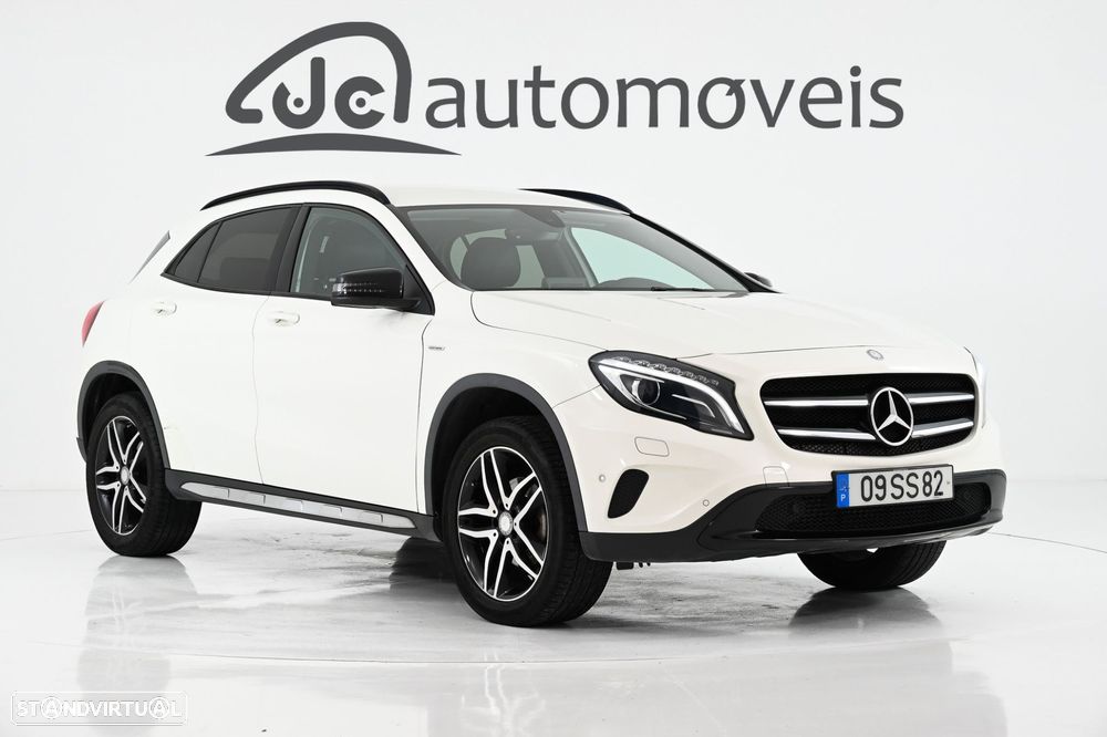 Mercedes-Benz GLA 180 d AMG Line - 1