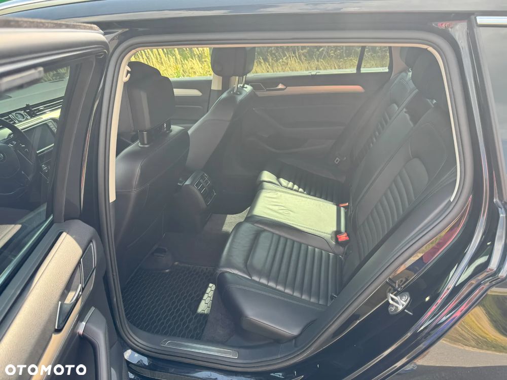 Volkswagen Passat - 7