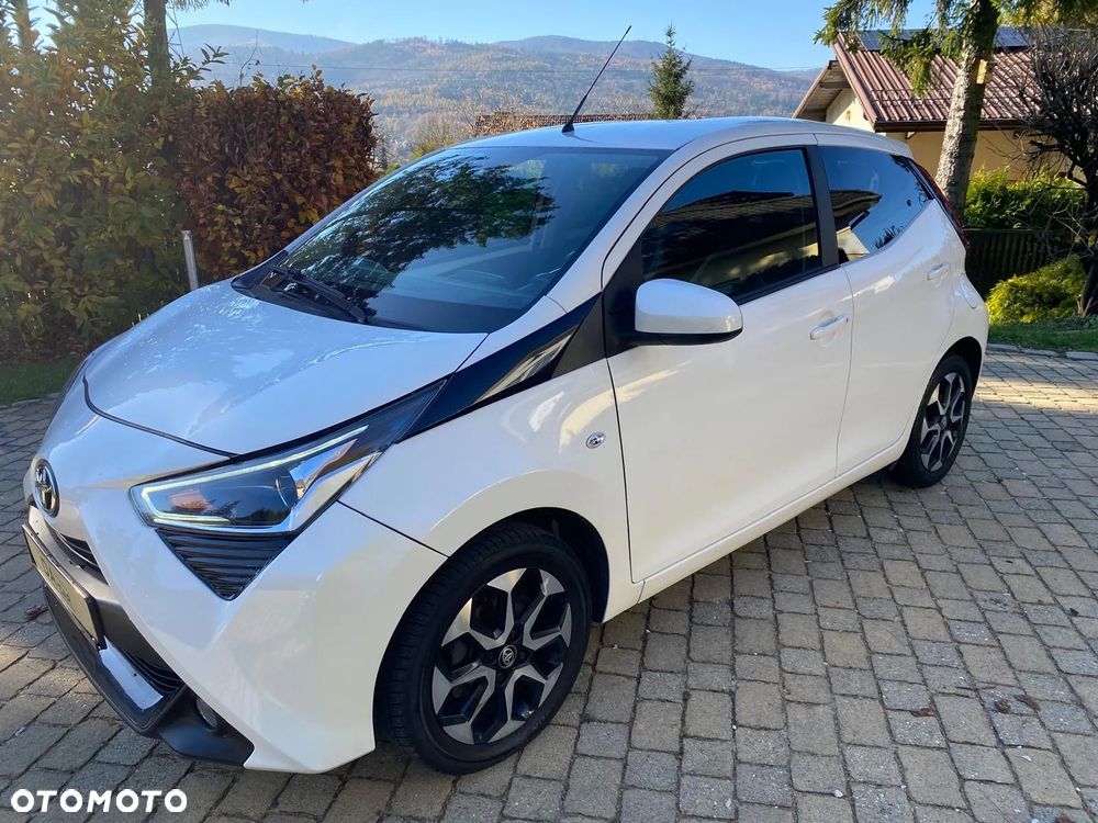 Toyota Aygo 1.0 VVT-i Color Edition - 1