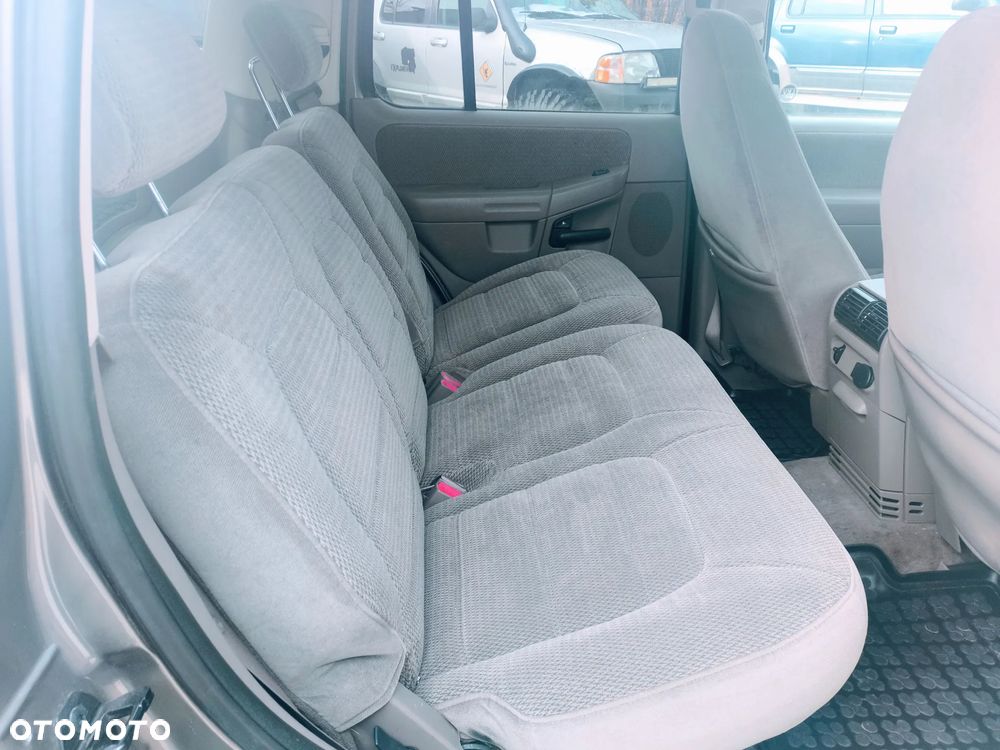 Ford Explorer 4.0 - 13