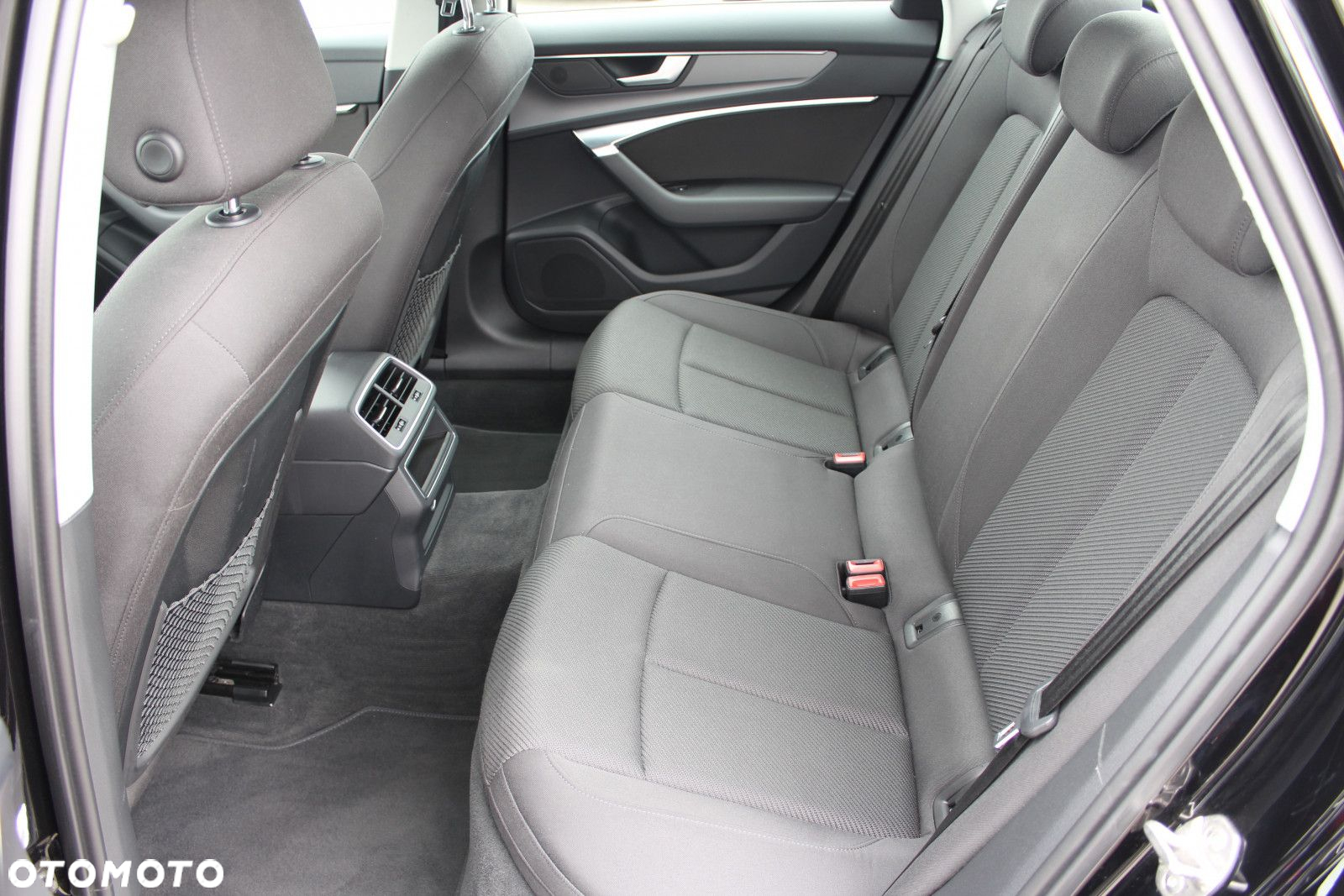 Audi A6 - 12