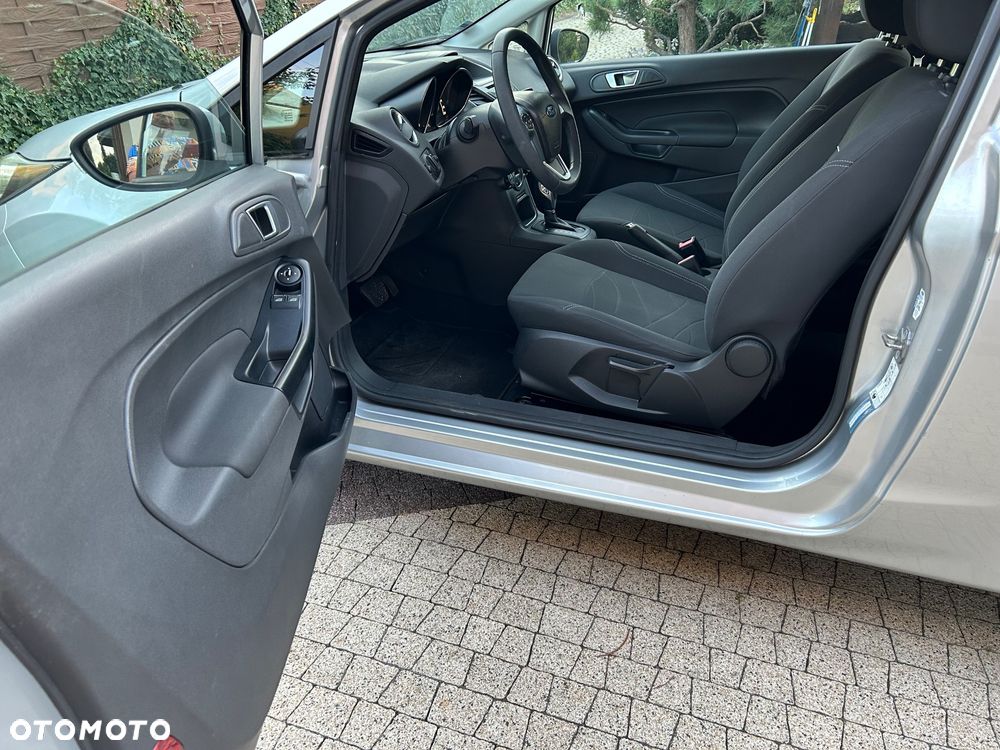 Ford Fiesta - 12