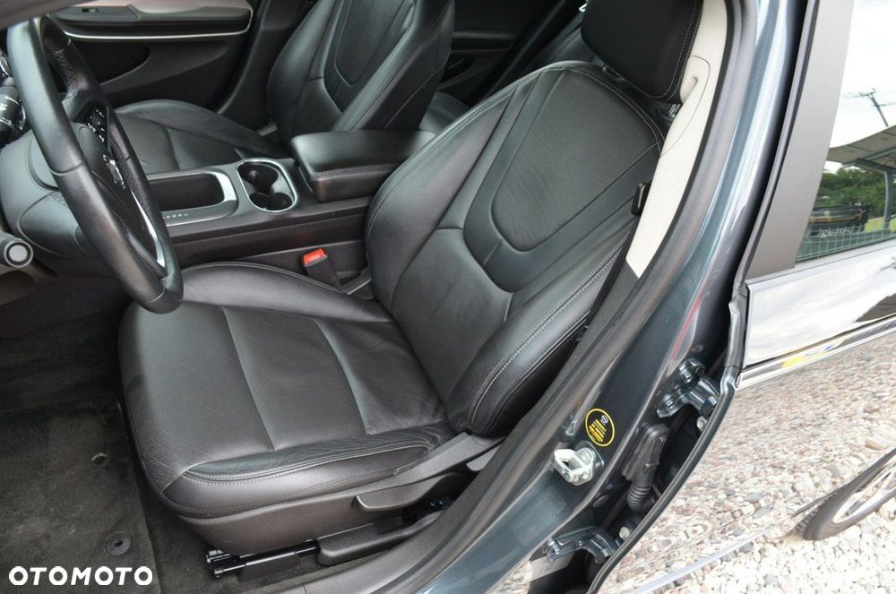 Opel Ampera - 26