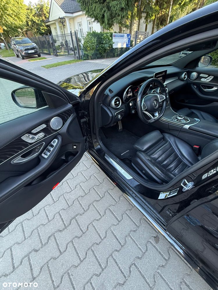 Mercedes-Benz Klasa C AMG 43 4-Matic - 9