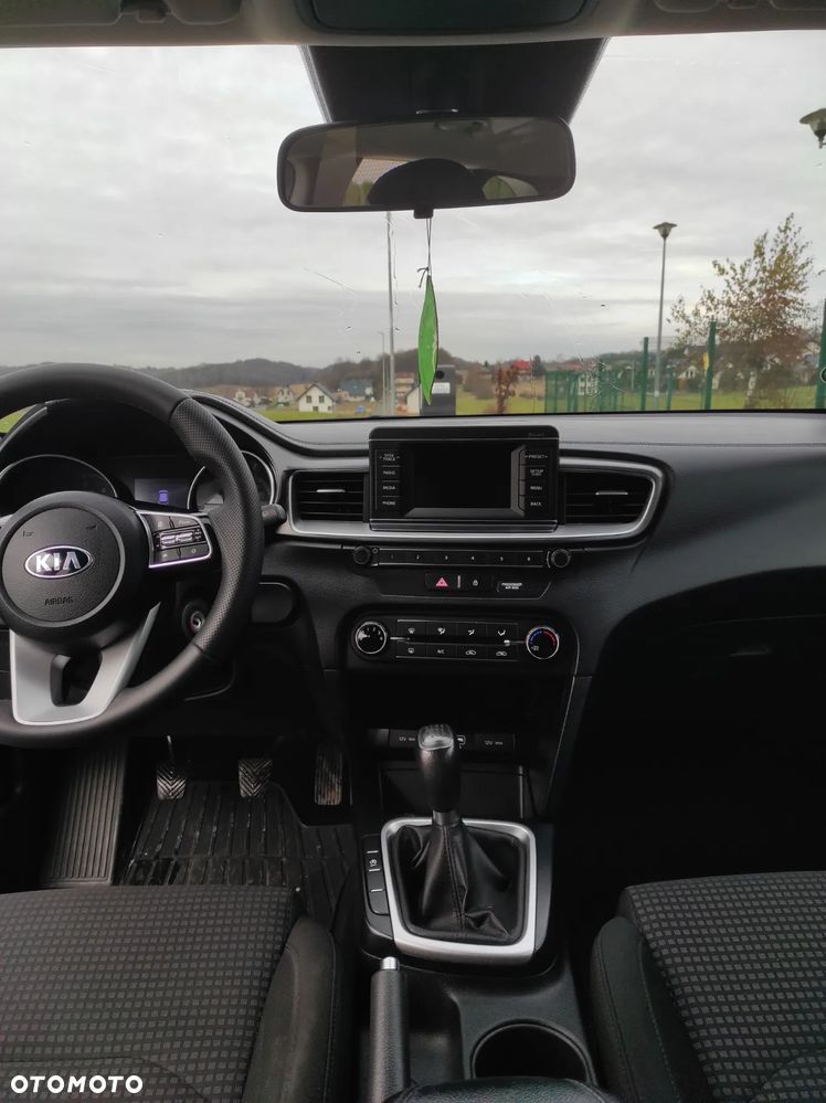 Kia Ceed 1.6 CRDi SCR S - 11