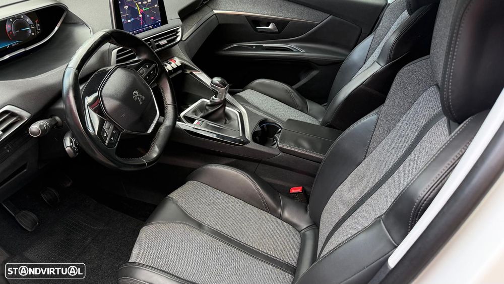 Peugeot 3008 1.2 PureTech Allure J18 - 7