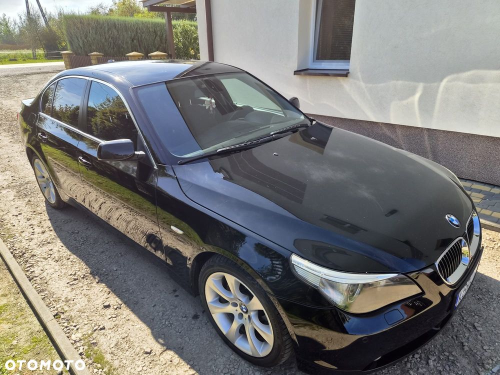 BMW 530D 2006 photo 2