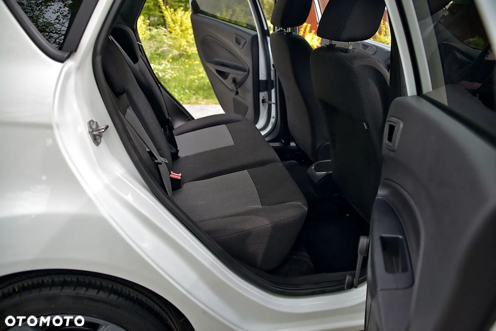 Ford Fiesta 1.25 Titanium EU5 - 30