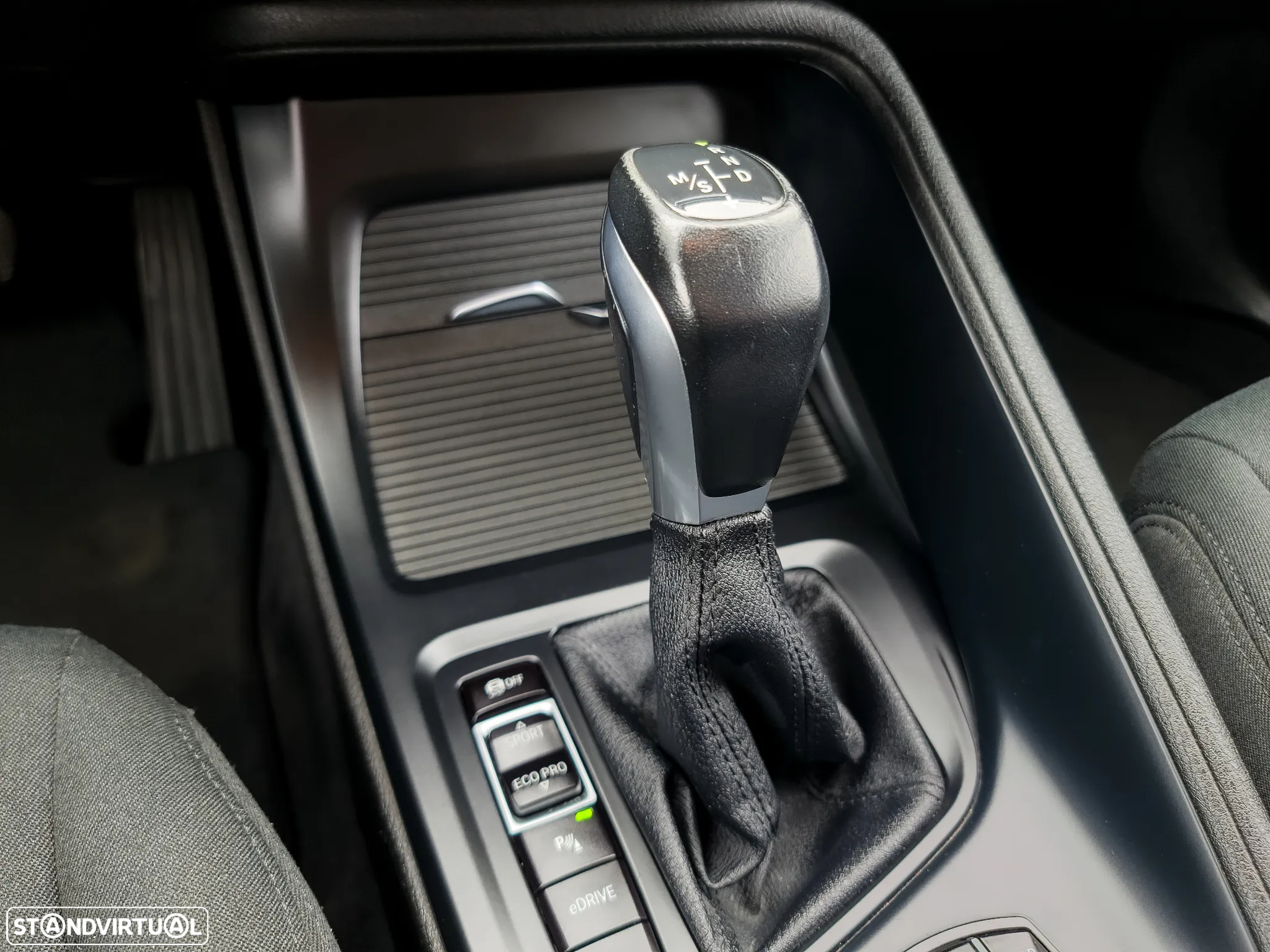 BMW X1 25 e xDrive Corporate Edition - 36