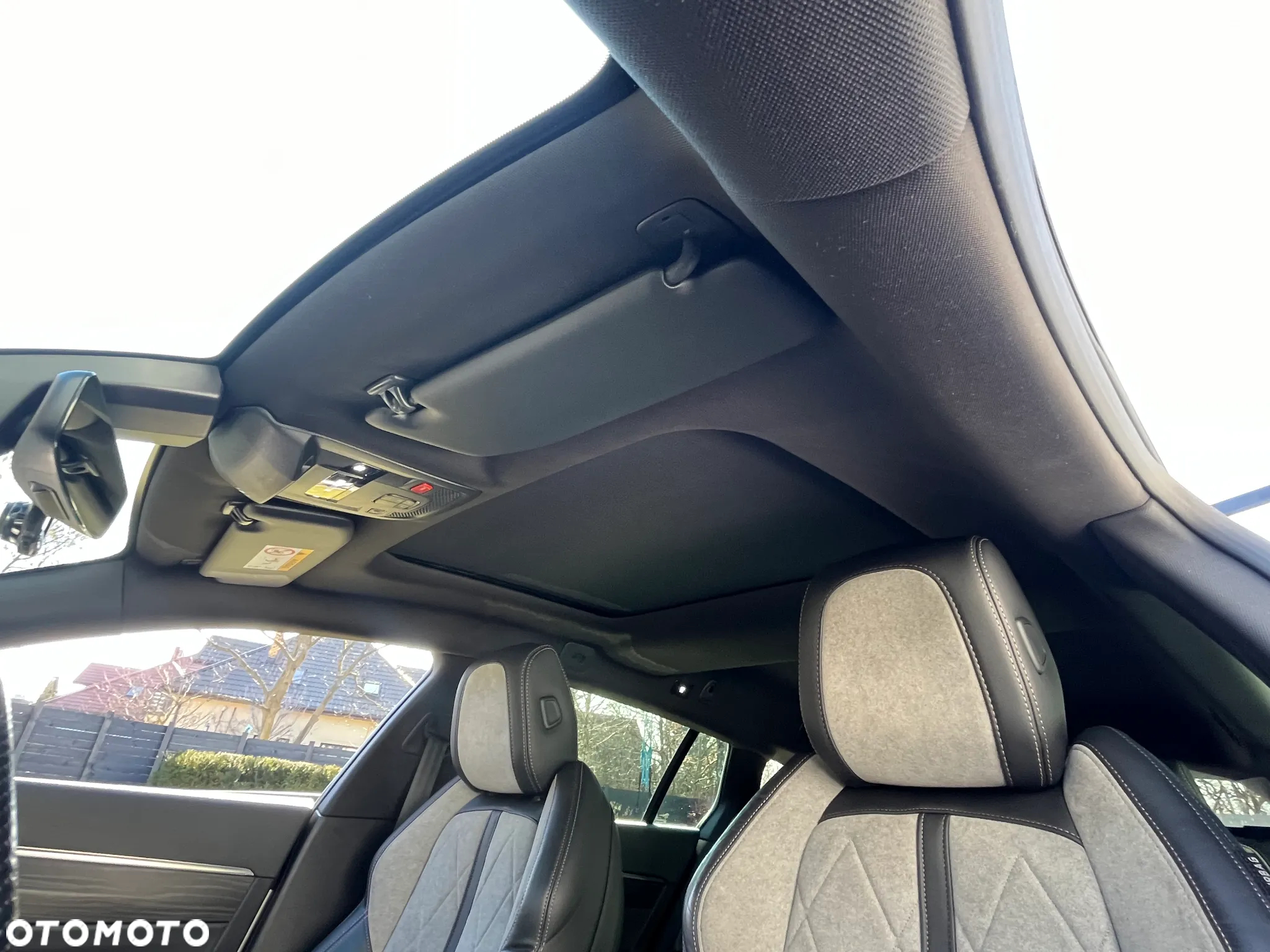 Peugeot 508 SW Plug-In Hybrid 225 e-EAT8 GT - 24