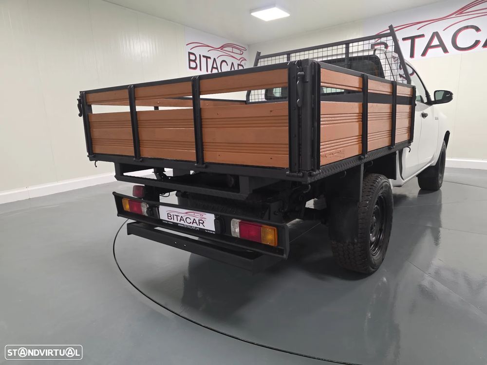 Toyota HILUX  2.4 D-4D 2WD CD - 20