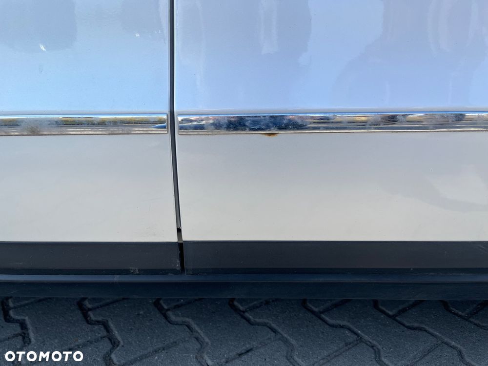 Volkswagen Passat 1.8 TSI Sportline - 12