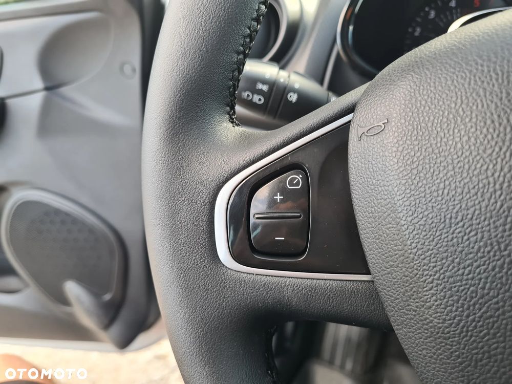 Renault Clio 1.5 dCi Energy Life EU6c - 24