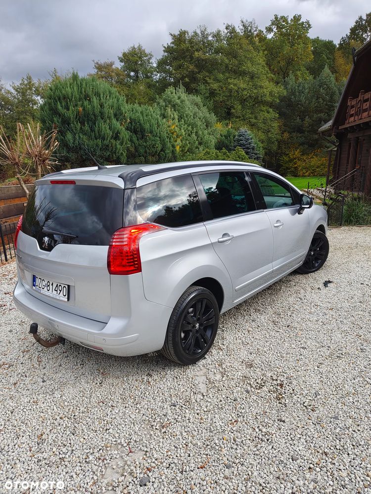 Peugeot 5008 HDI 160 Automatik Allure - 3