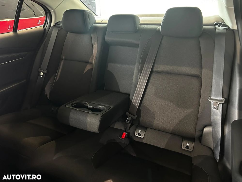 Mazda 3 e-Skyactiv X186 AT MHEV Exclusive-Line - 12