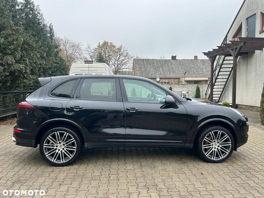 Porsche Cayenne Diesel Platinum Edition - 3