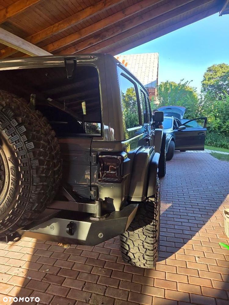 Jeep Wrangler - 19