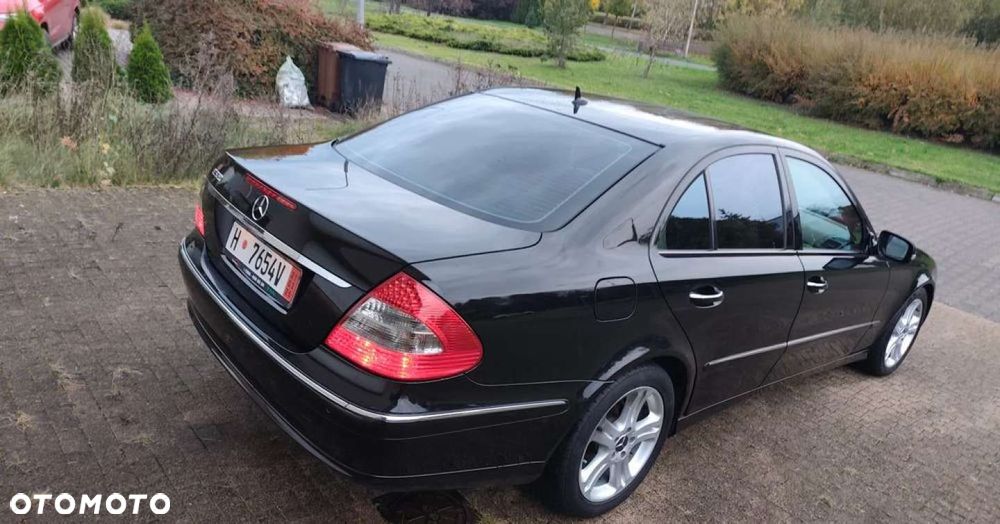 Mercedes-Benz Klasa E - 21