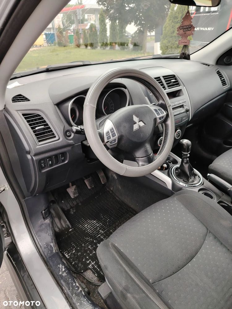 Mitsubishi ASX - 11
