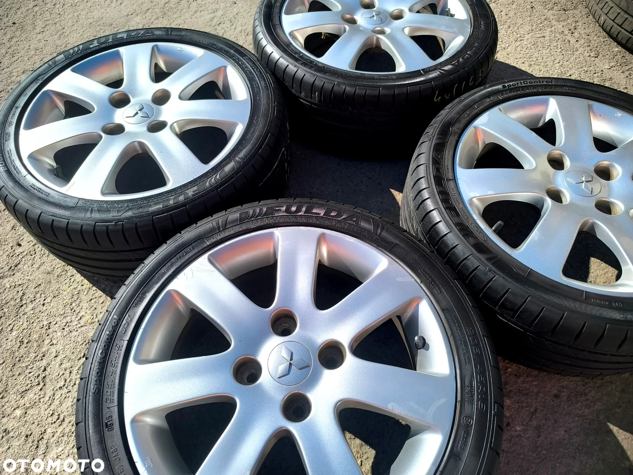 4x114,3 4x114 Felgi ALUMINIOWE ALUFELGI 16 Koła Letnie Lato MITSUBISHI CARISMA GALANT COLT CZC LANCER SMART FORFOUR VOLVO S40 V40 205/45 Legnica ALU-RAD 6mm - 4