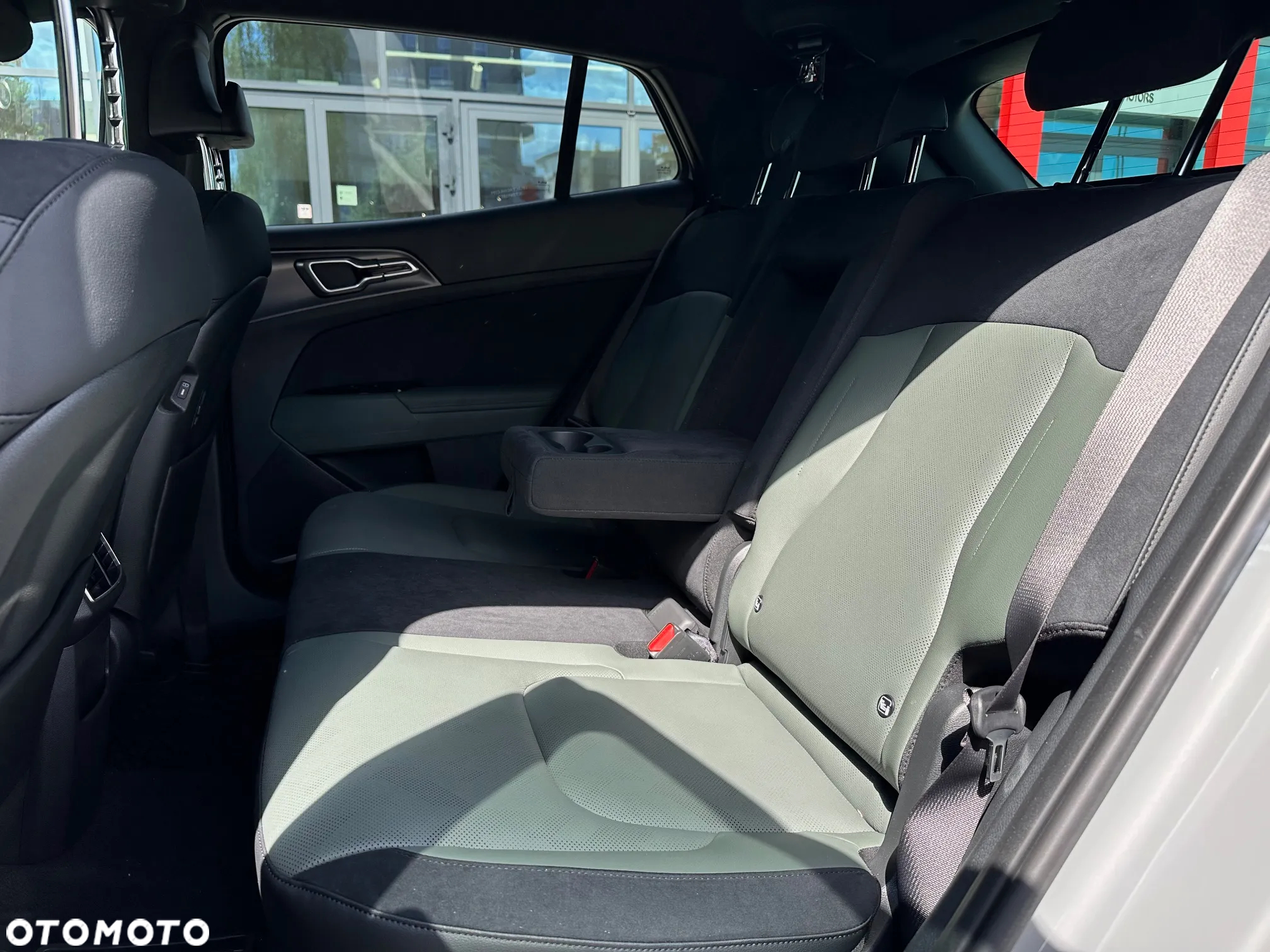 Kia Sportage 1.6 T-GDI HEV Anniversary 2WD - 16