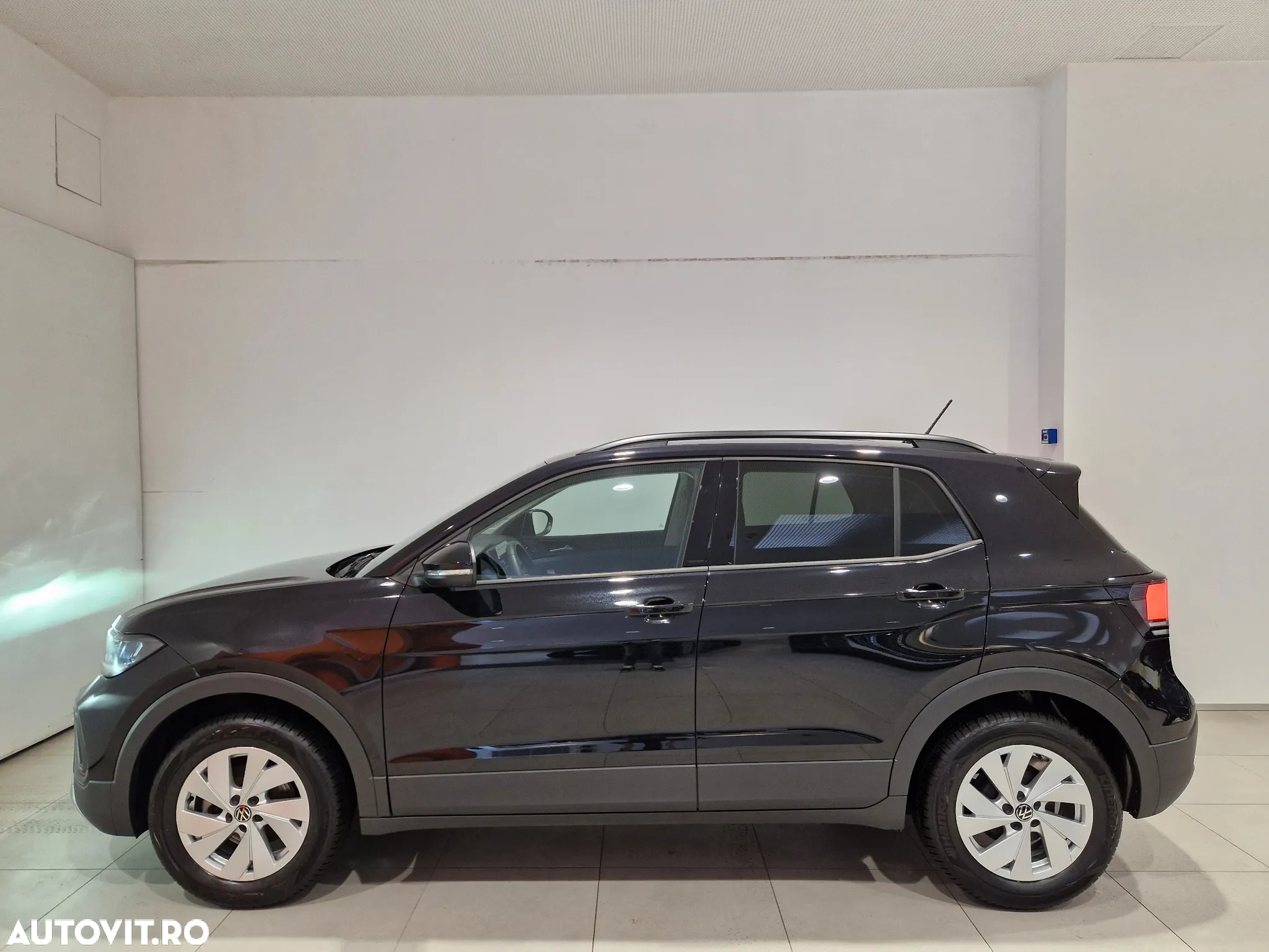 Volkswagen T-Cross 1.0 TSI Life - 2
