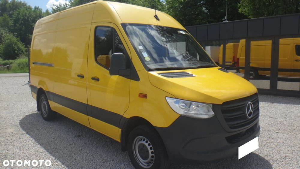 Mercedes-Benz SPRINTER - 2