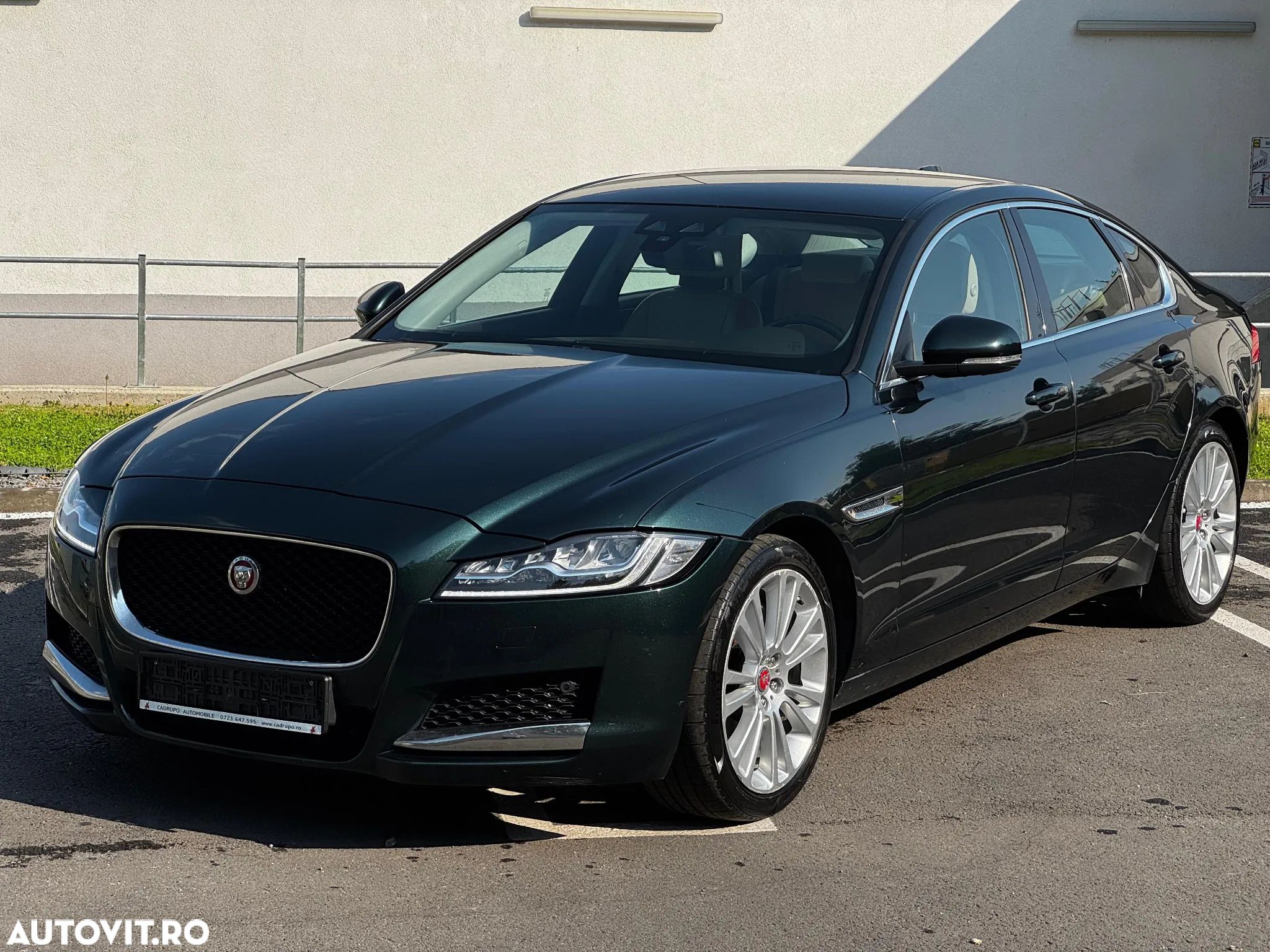 Jaguar XF 20d AWD Aut. Portfolio - 1