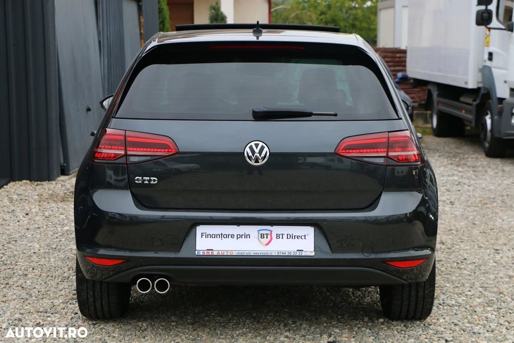 Volkswagen Golf 2.0 TDI DSG GTD - 10