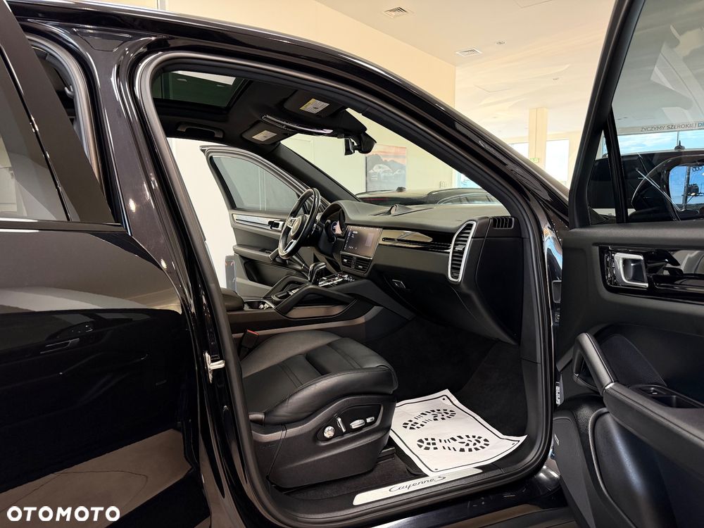 Porsche Cayenne S Tiptronic S - 36