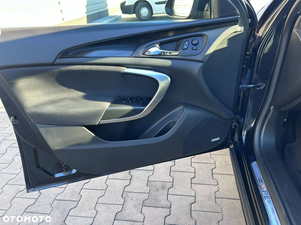 Opel Insignia 2.0 CDTI Executive 4x4 S&S - 16