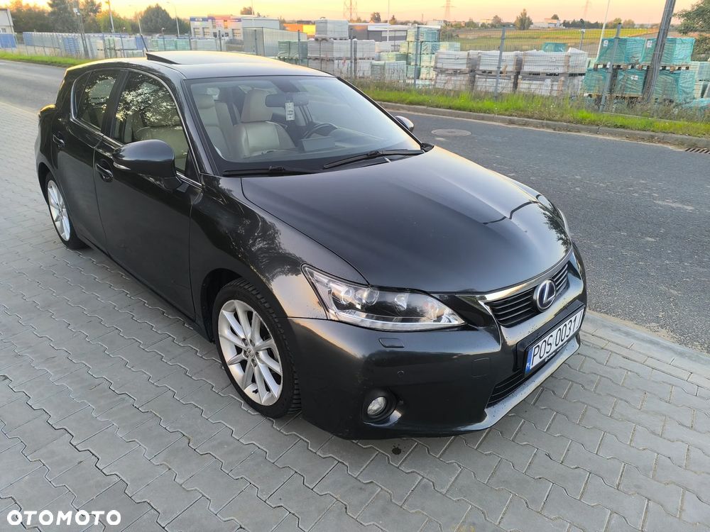 Lexus CT 200h Prestige - 1