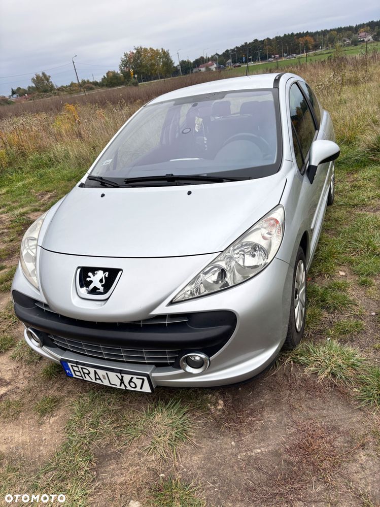Peugeot 207 - 3