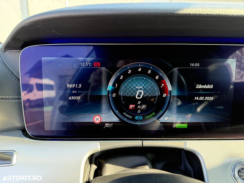 Mercedes-Benz E 53 AMG 4Matic Cabrio AMG Speedshift 9G-TRONIC - 11