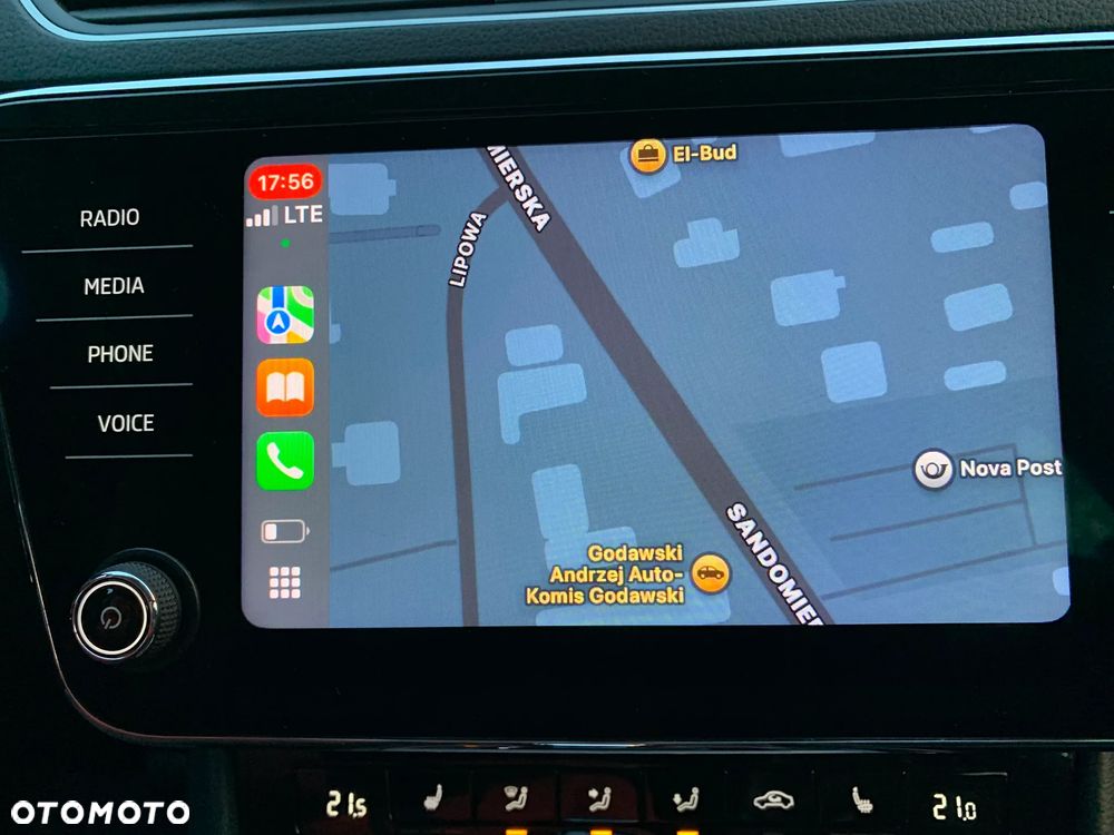 Skoda Superb 2.0 TDI SCR Ambition DSG - 32