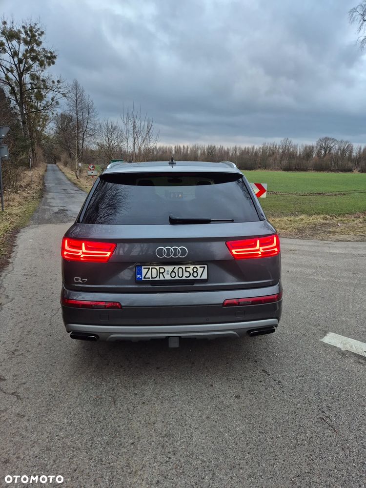 Audi Q7 - 5
