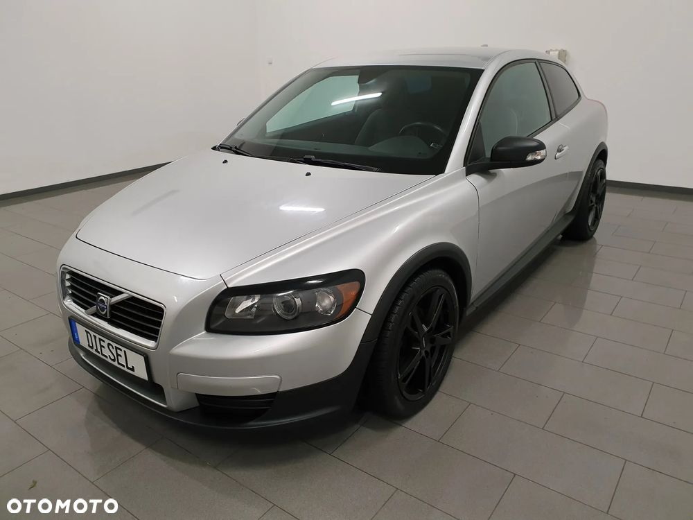 Volvo C30 D2 Momentum - 29