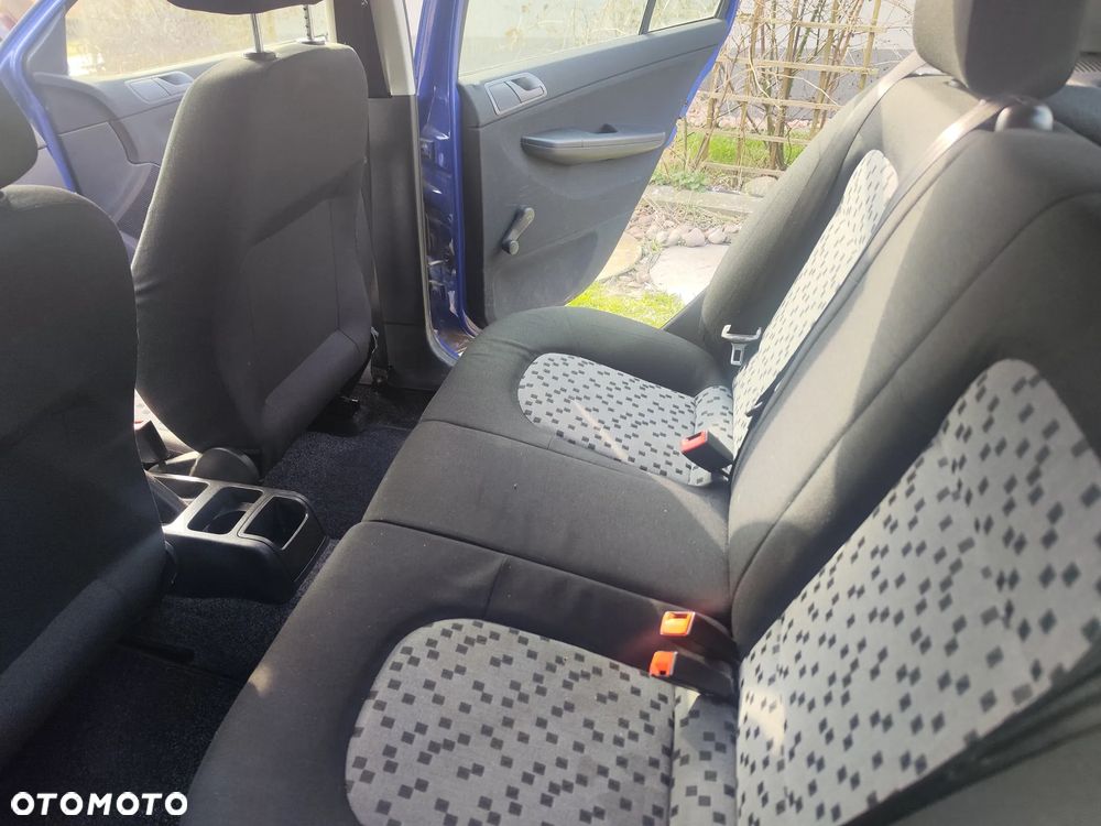 Skoda Fabia 1.4 16V Active - 11