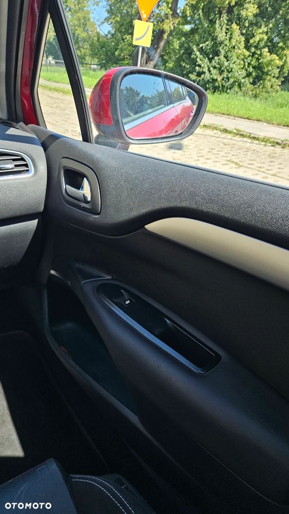 Citroën C4 1.6 HDi SX - 29