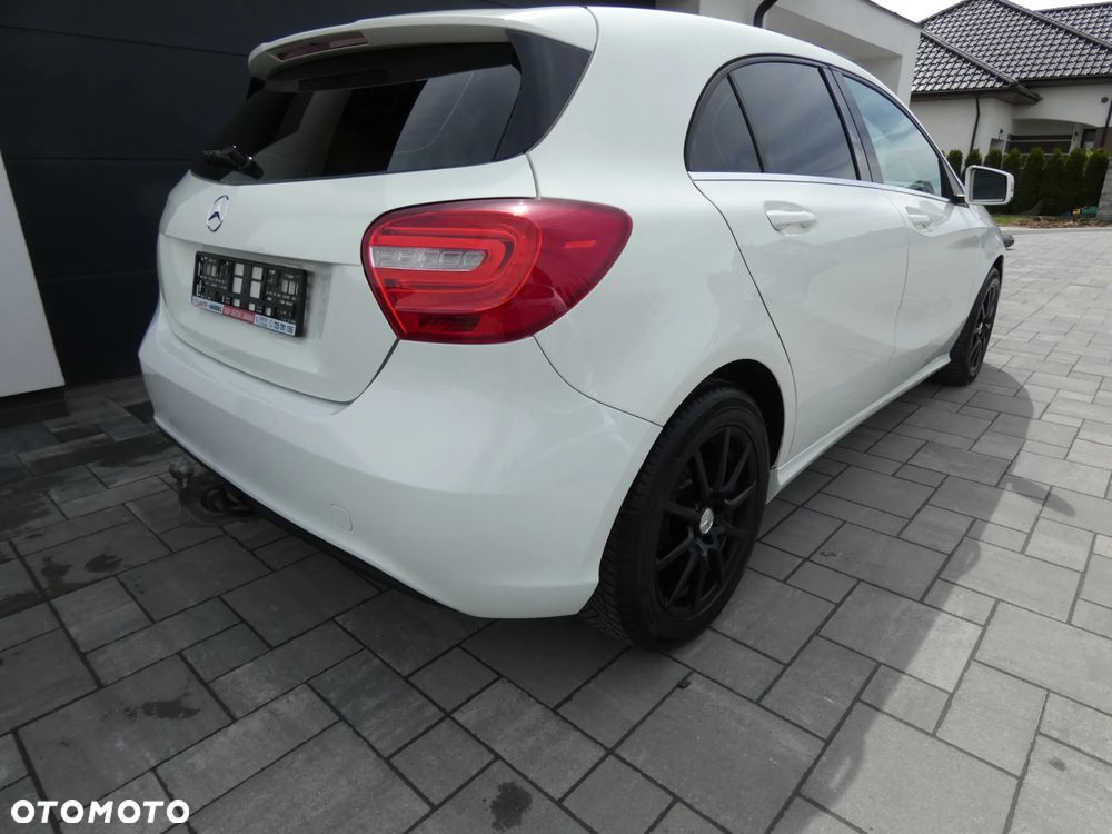 Mercedes-Benz Klasa A 180 (BlueEFFICIENCY) - 10
