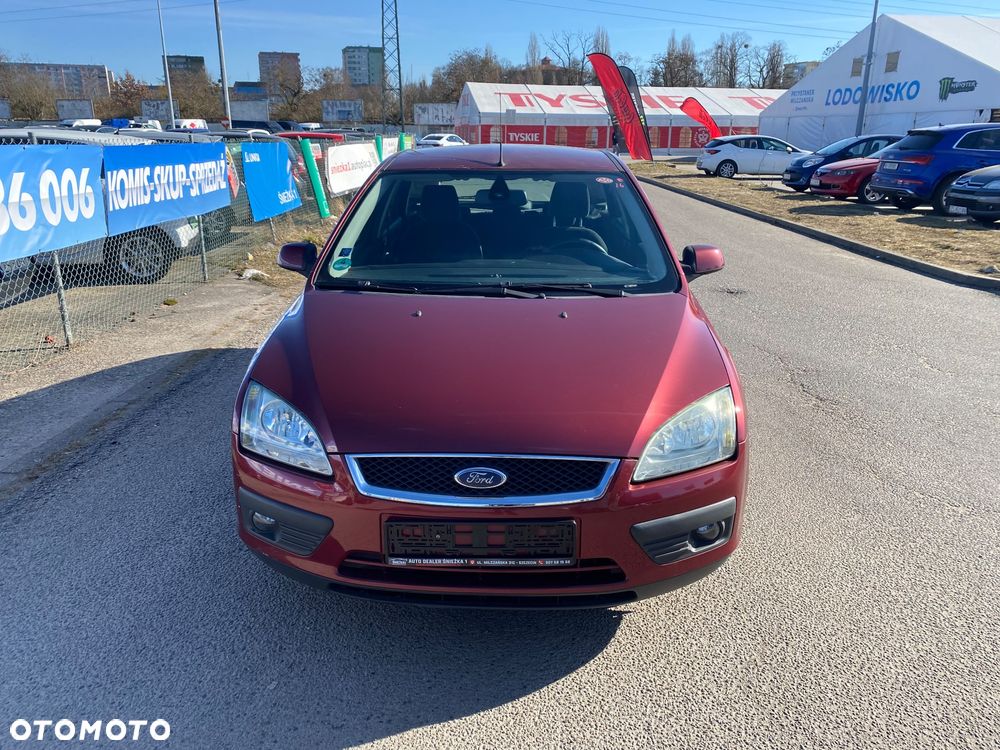 Ford Focus 1.6 16V Ghia - 8